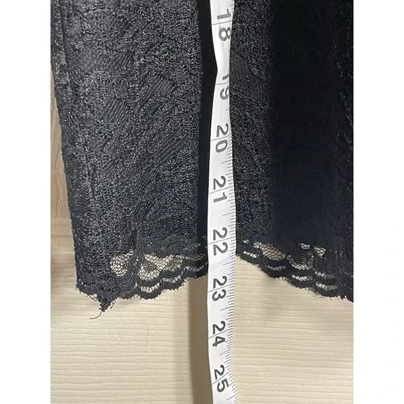 Maggy London Black Lace Skirt Size 4 - Picture 4 of 8